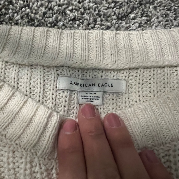 American eagle sweater - Picture 2 of 2